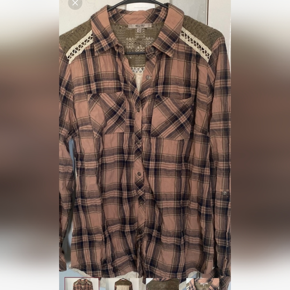 Miss Me button-down shirt great details
